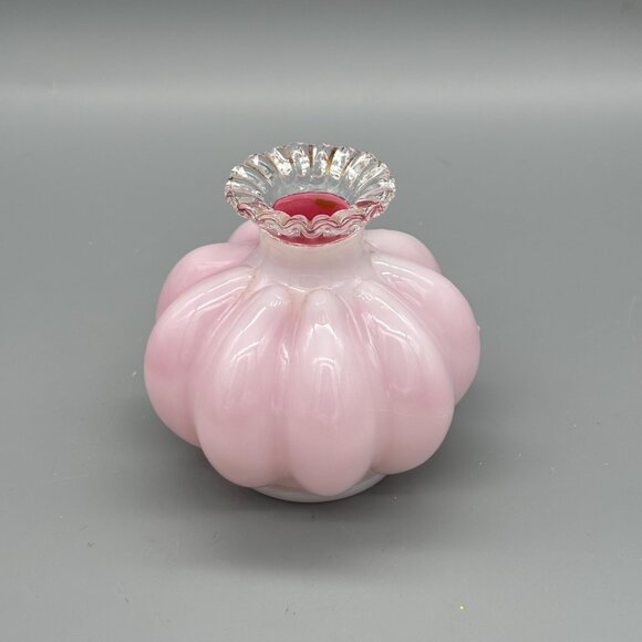 Fenton 1940's Silver Crest Ruffled Pink Glass Melon Perfume Bottle Vase Set of 2 - Picture 8 of 8